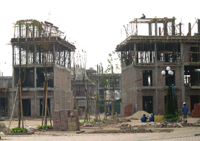 Xây nhà khi đất chưa được sang tên?