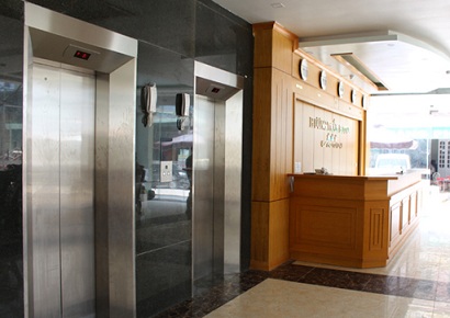 Thang máy đạt tiêu chuẩn trong các khách sạn 3 sao hiện nay